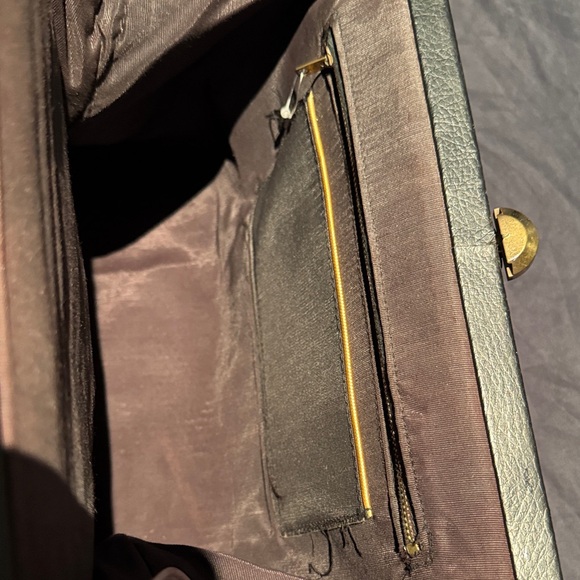 Vintage carpet bag Elegant Black and Red Women's Handbag - Picture 9 of 10